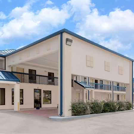 Super 8 By Wyndham Hattiesburg South Kültér fotó